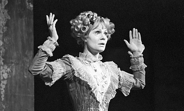 Путин поздравил Ольгу Яковлеву с юбилеем