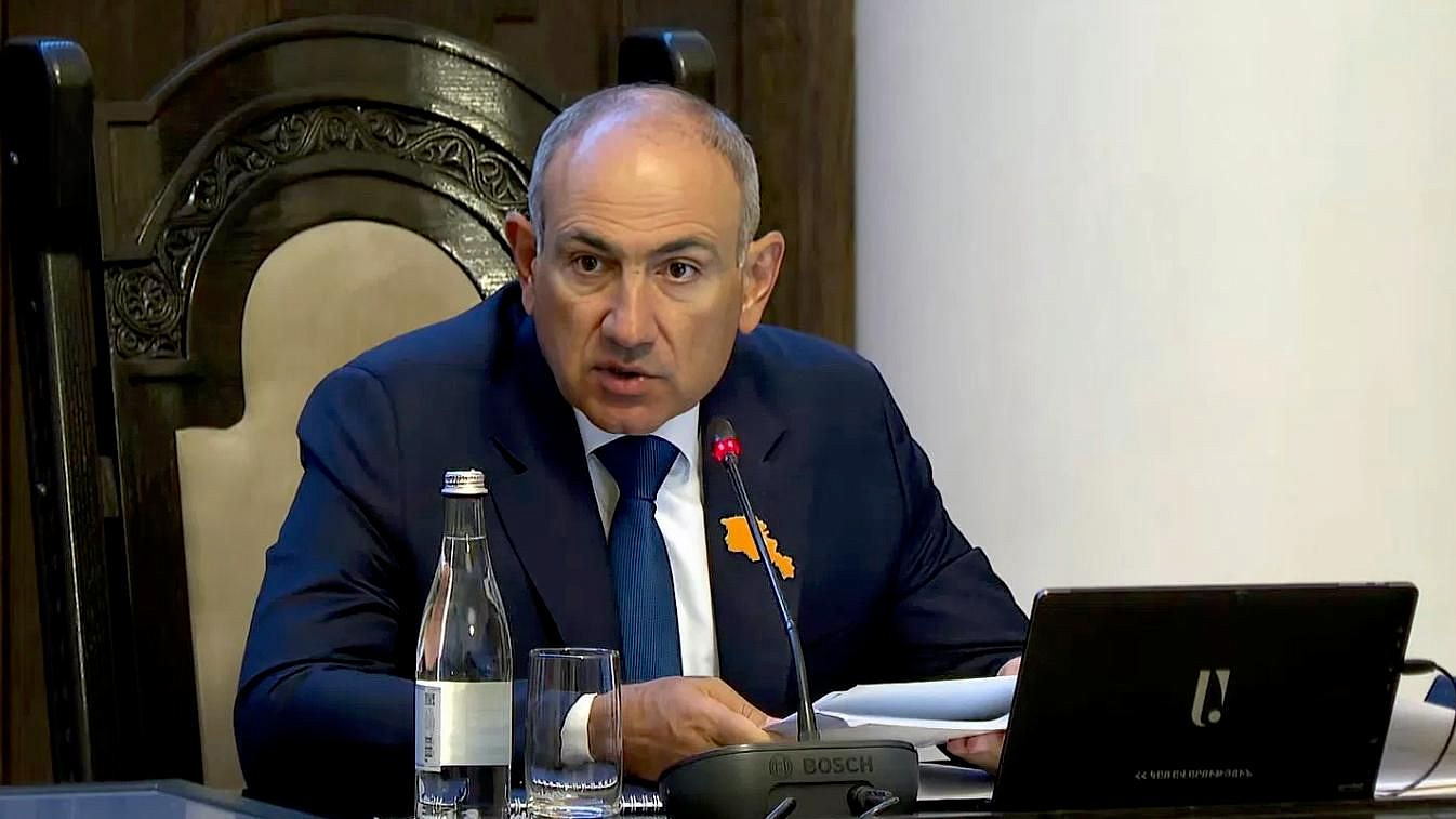 Пашинян не исключил обращения в арбитраж по эксплуатации ЮКЖД