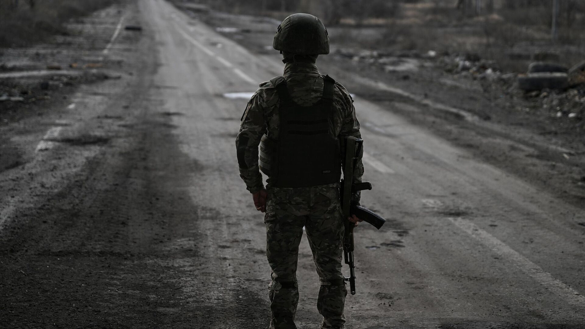 Подразделения группировки войск "Запад" заняли более выгодные рубежи