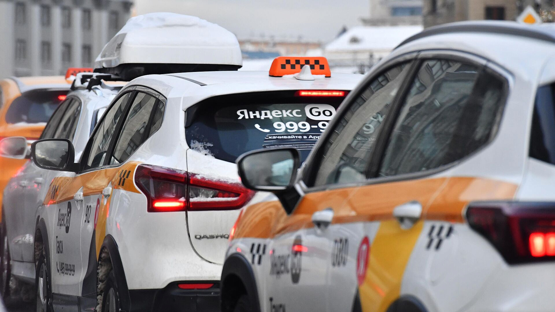 Таксисты Подмосковья оформили свыше 57 тысяч заявлений с помощью ИИ