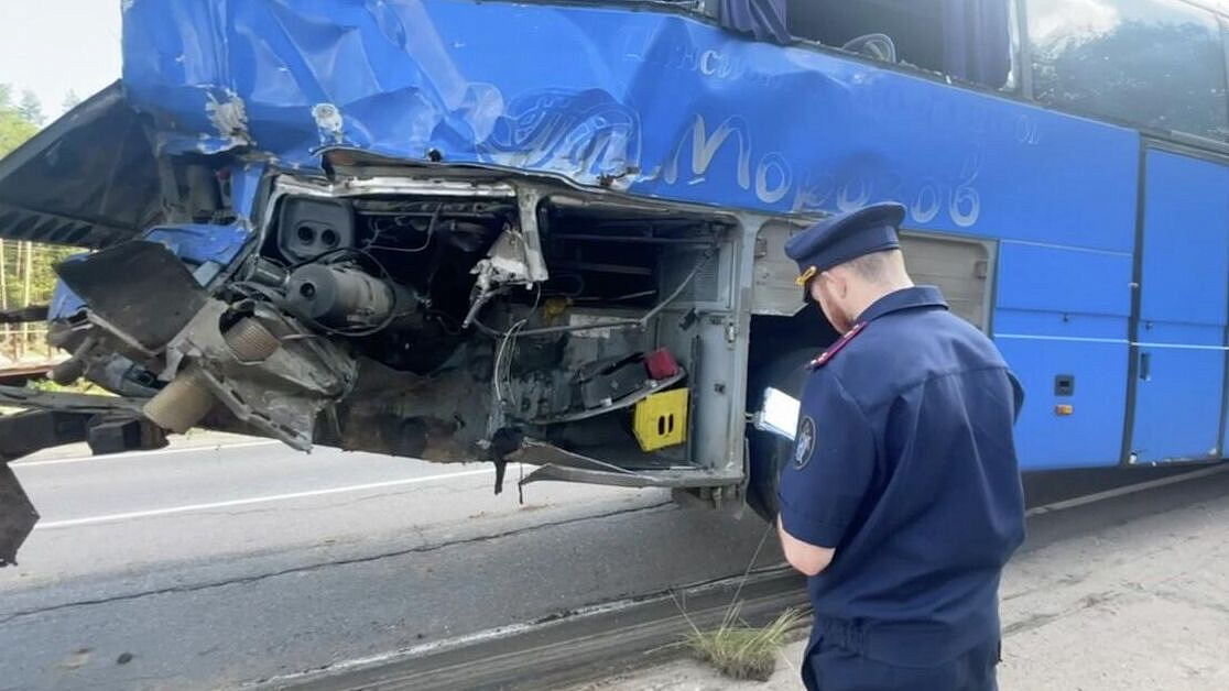 Часть пострадавших в ДТП с поездом в Ленобласти разместили в гостинице