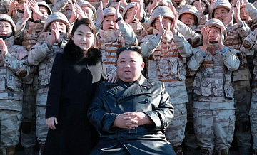 Ким Чен Ын назначил 13-летнюю дочь главой ядерных сил КНДР, пишут СМИ