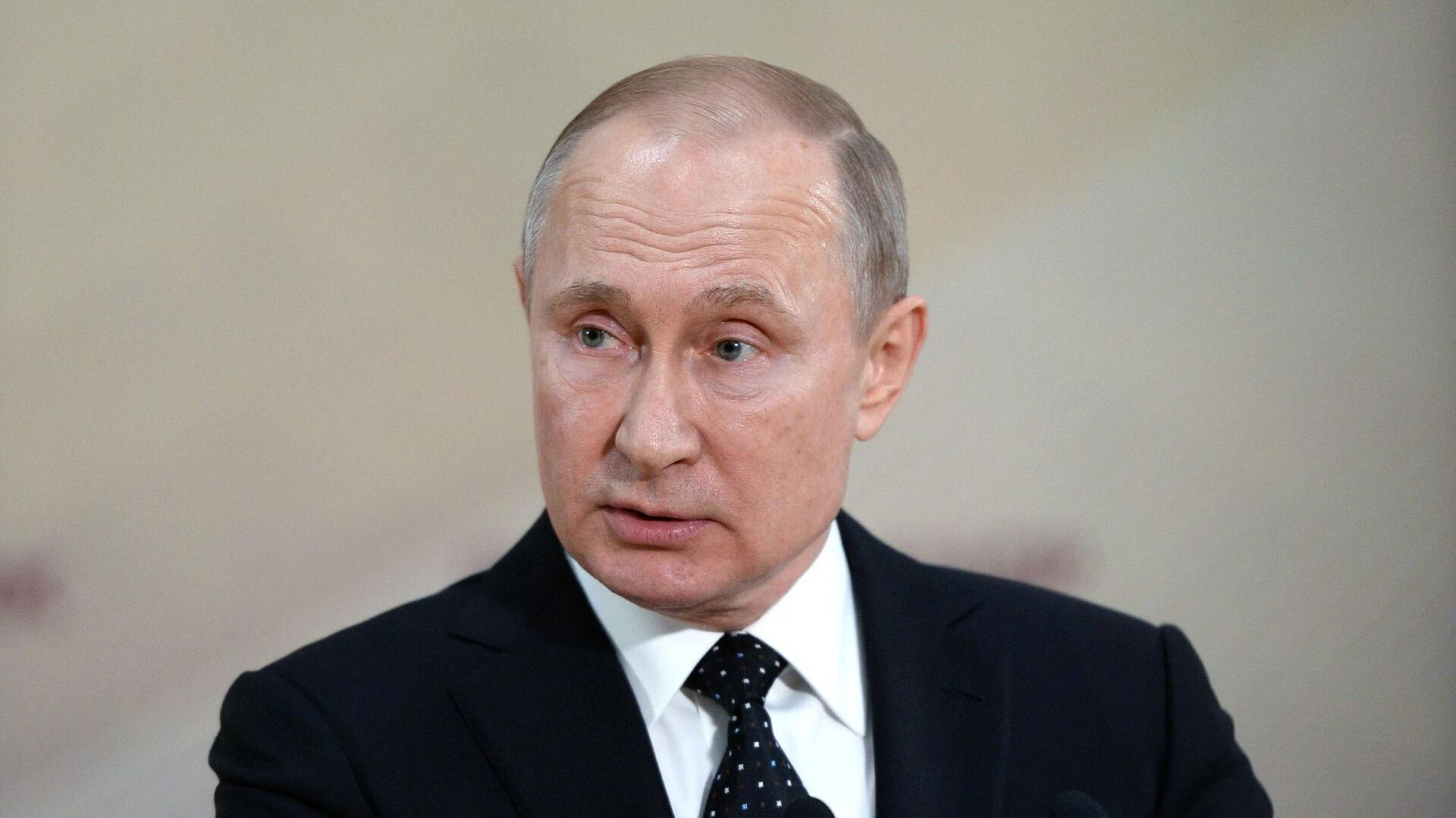 Путин и президент Киргизии Жапаров начали двустороннюю встречу в Казани