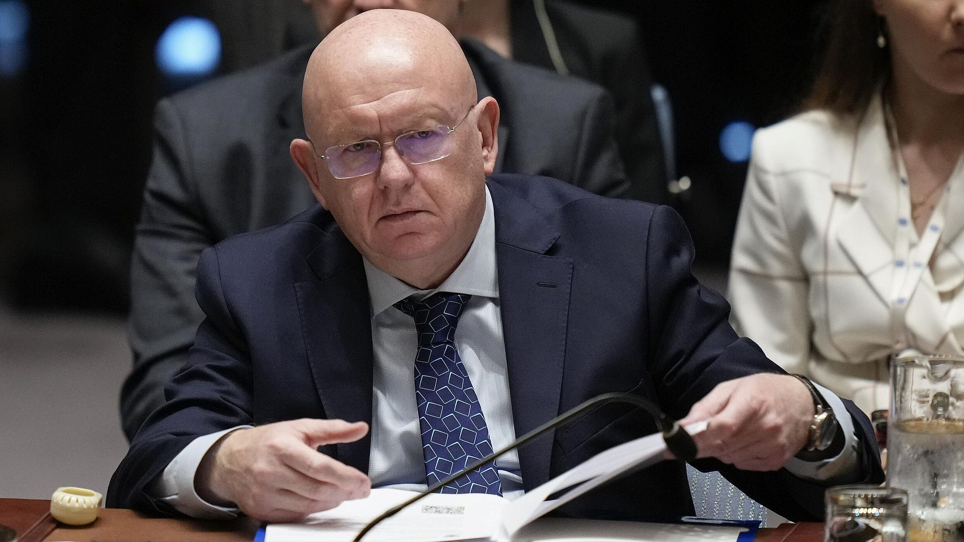 Киев пытается создать угрозу техногенной катастрофы, заявил Небензя