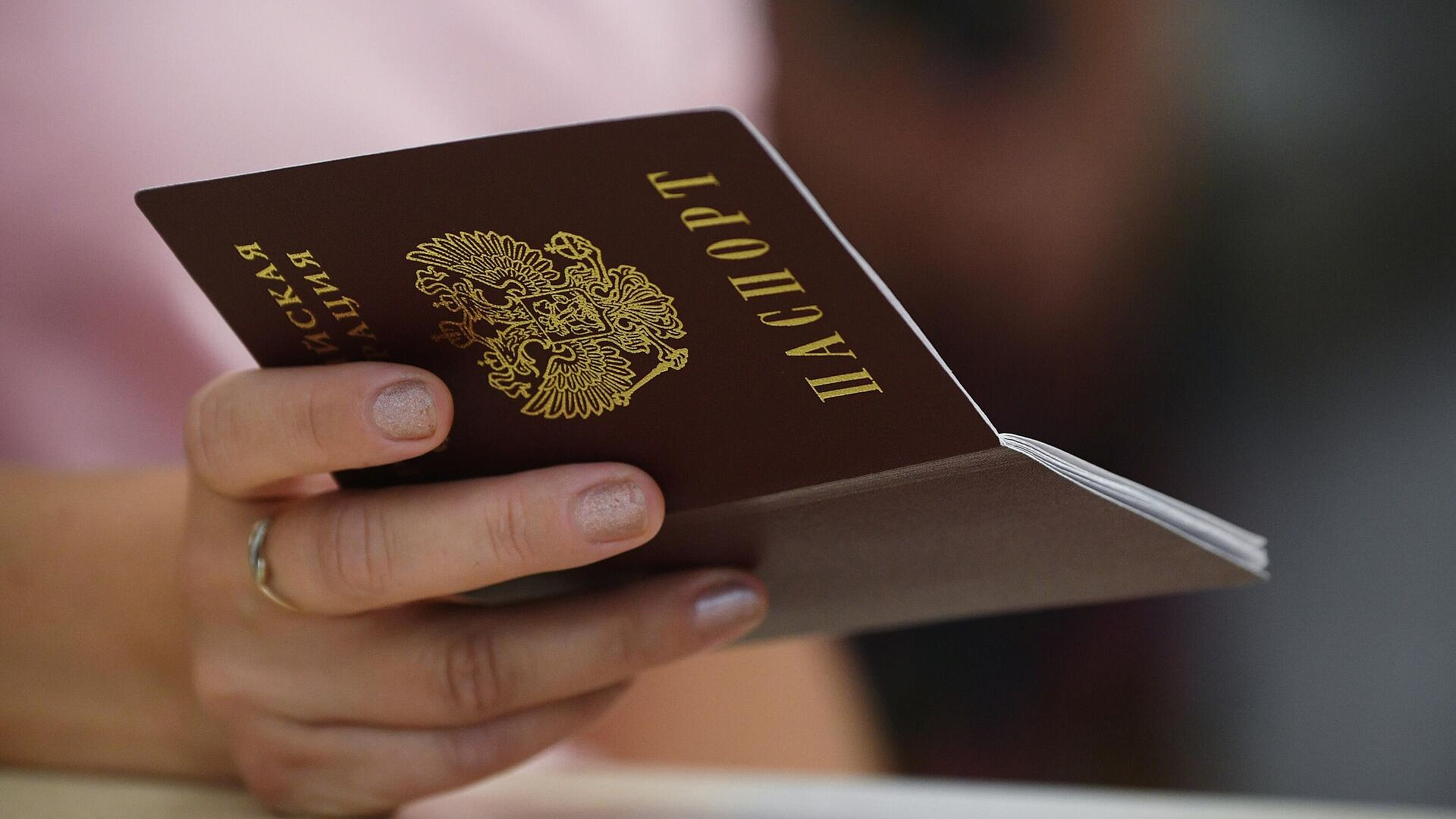 В МИД рассказали, кто чаще всего получал российское гражданство за рубежом