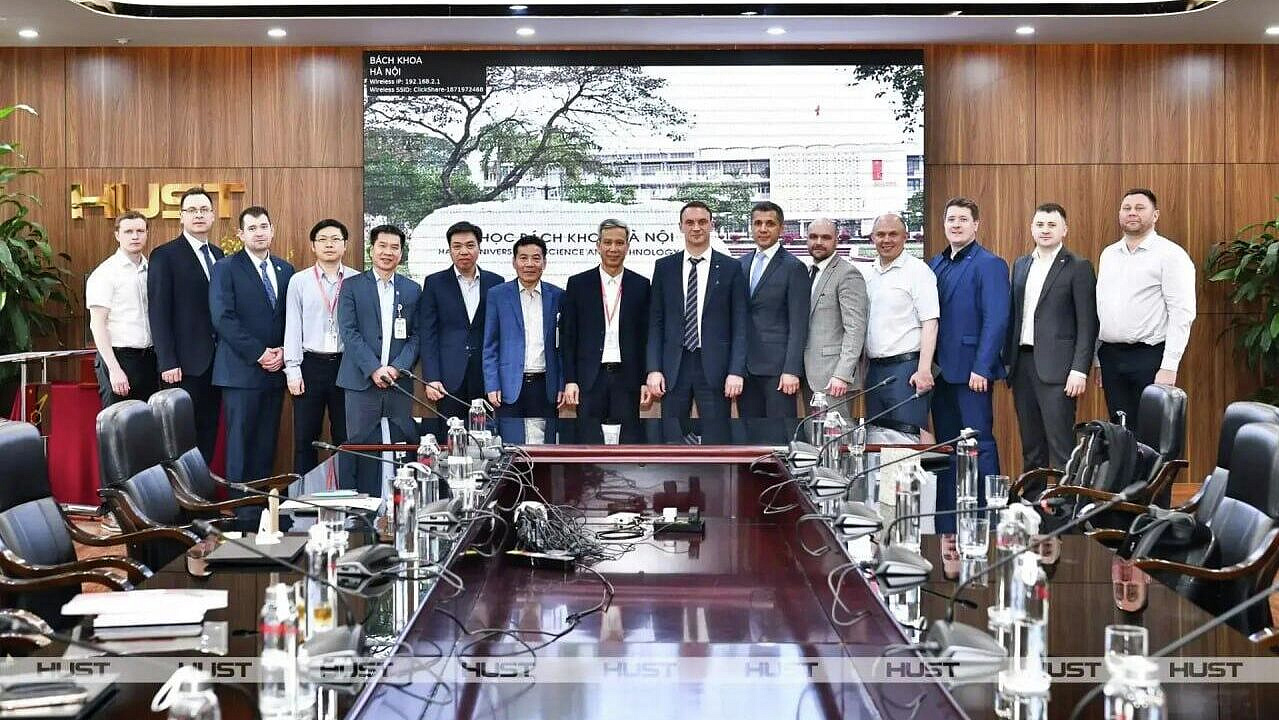 Тюменская область представила во Вьетнаме межуниверситетский кампус