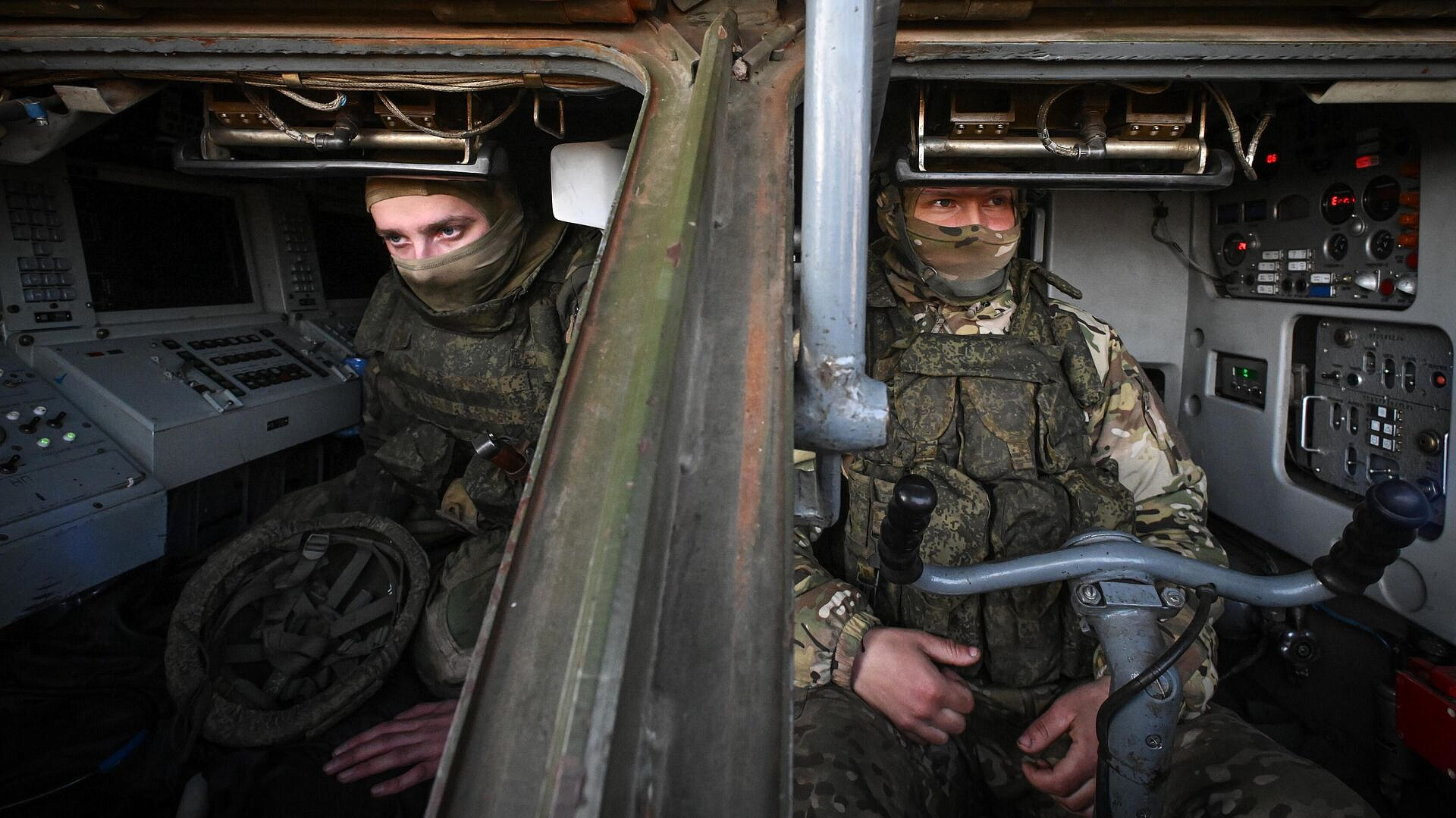 ��� ��������� � ������ ������ ���������� ����� ������ "�����" � "�����" ���