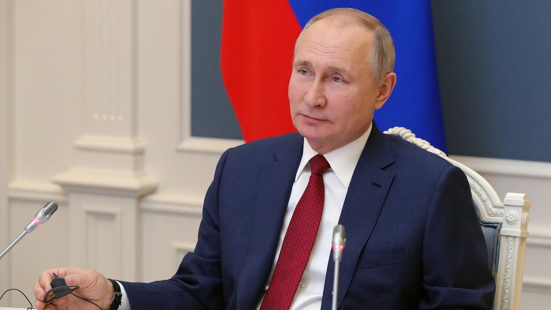 Путин уверен, что власти многое сделают в интересах народа