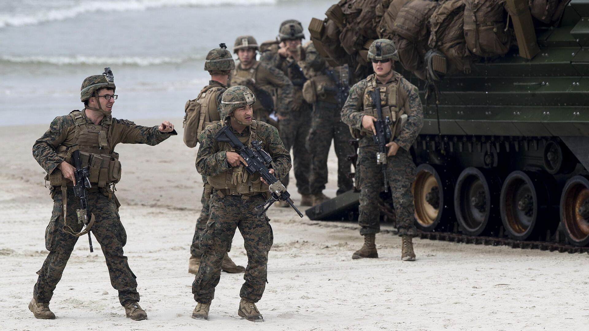 СМИ: США рассматривают отправку морпехов на Гаити