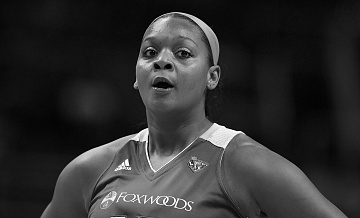 Американская баскетболистка Кара Брэкстон умерла в возрасте 43 лет