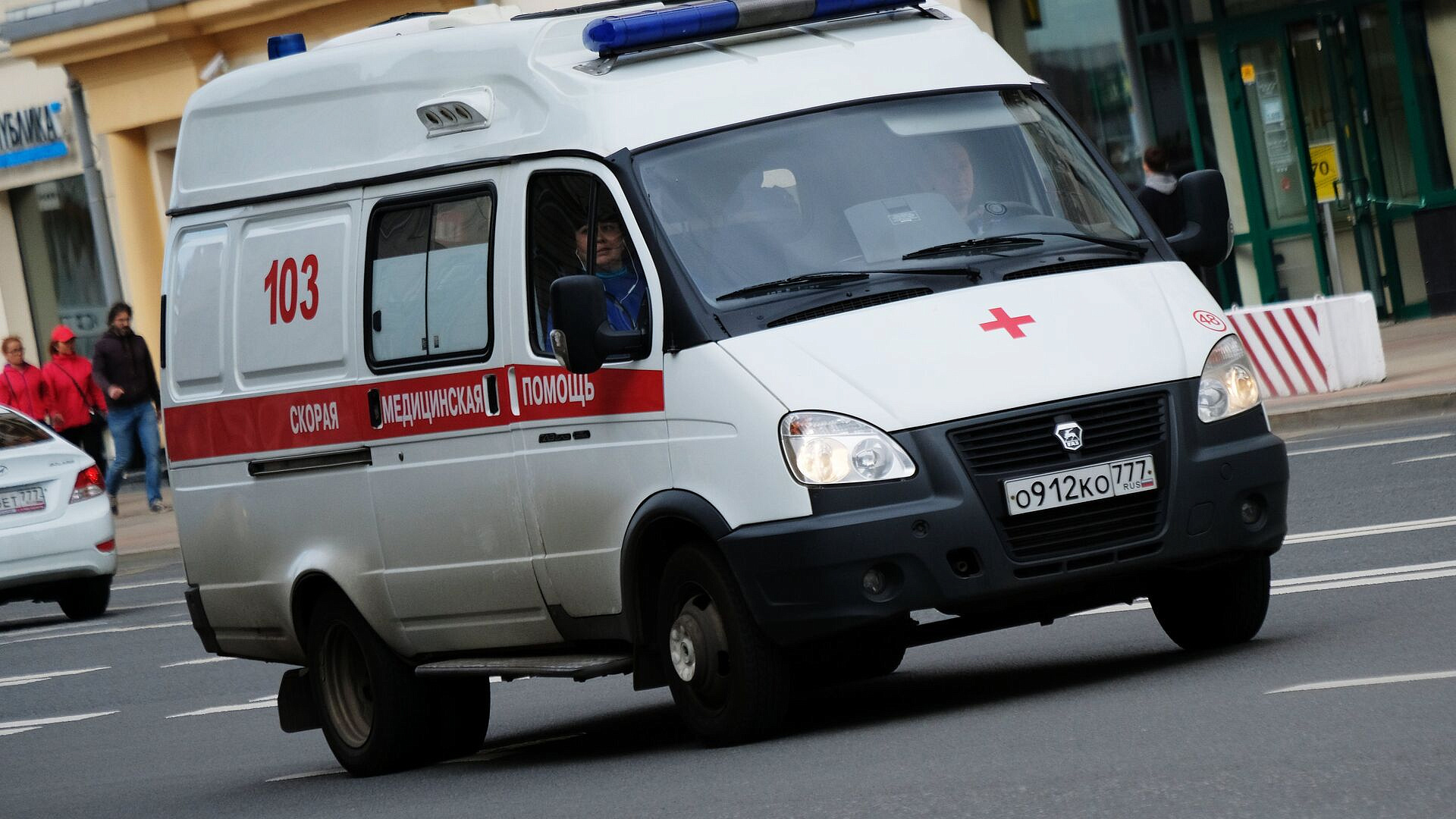 Раненого подростка из Запорожской области перевезли в Москву
