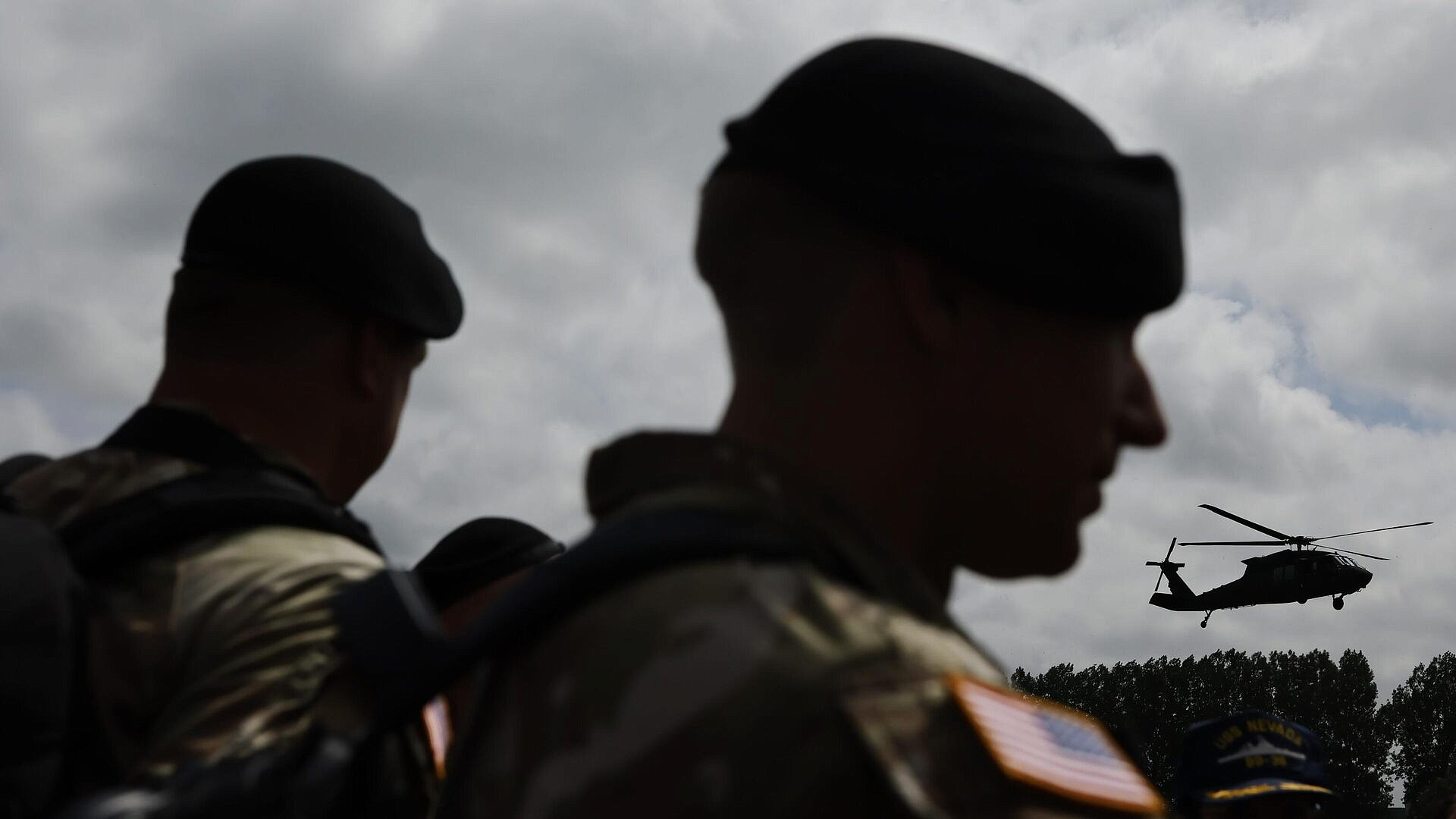 � ��� ����������� ���������� 700 ������� ���������� � ���-���������