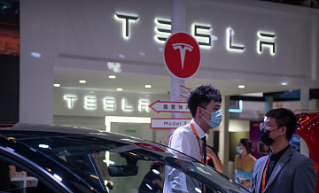 Tesla вложит в xAI два миллиарда долларов