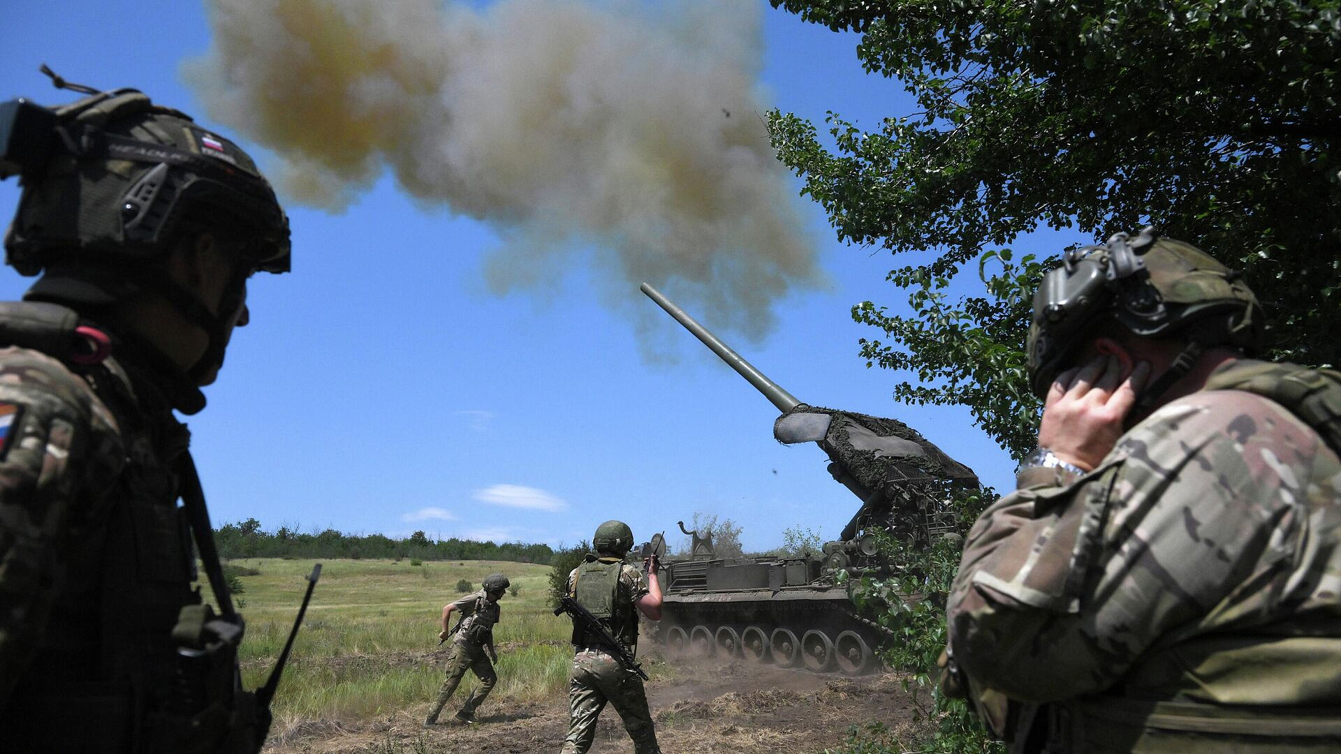 ВС России уничтожили склад боеприпасов ВСУ на Константиновском направлении