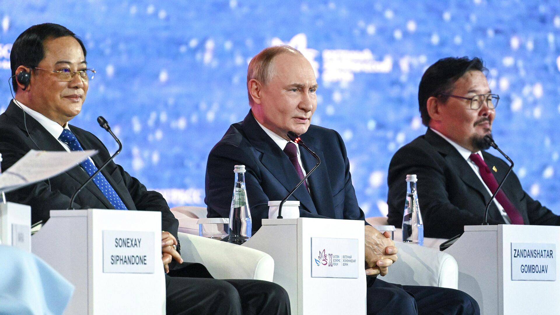 Путин назвал регионы-лидеры по привлечению инвестиций на Дальний Восток