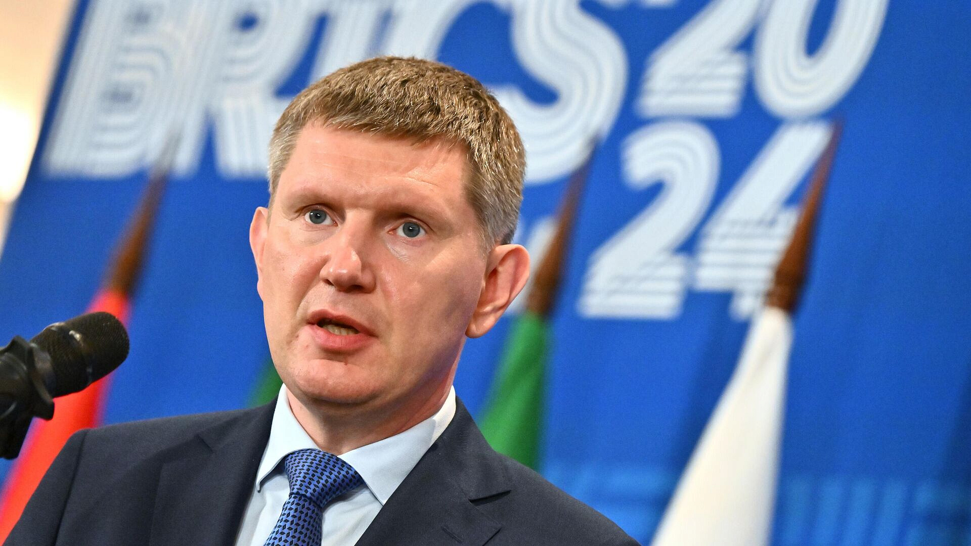 Россия обсуждает на полях саммита БРИКС инвестиции с Индией и Китаем