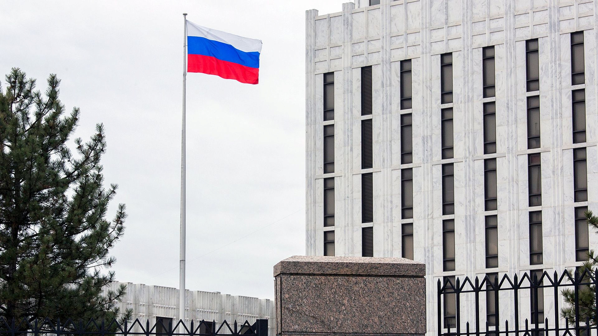 В посольстве России в Вашингтоне откроется избирательный участок