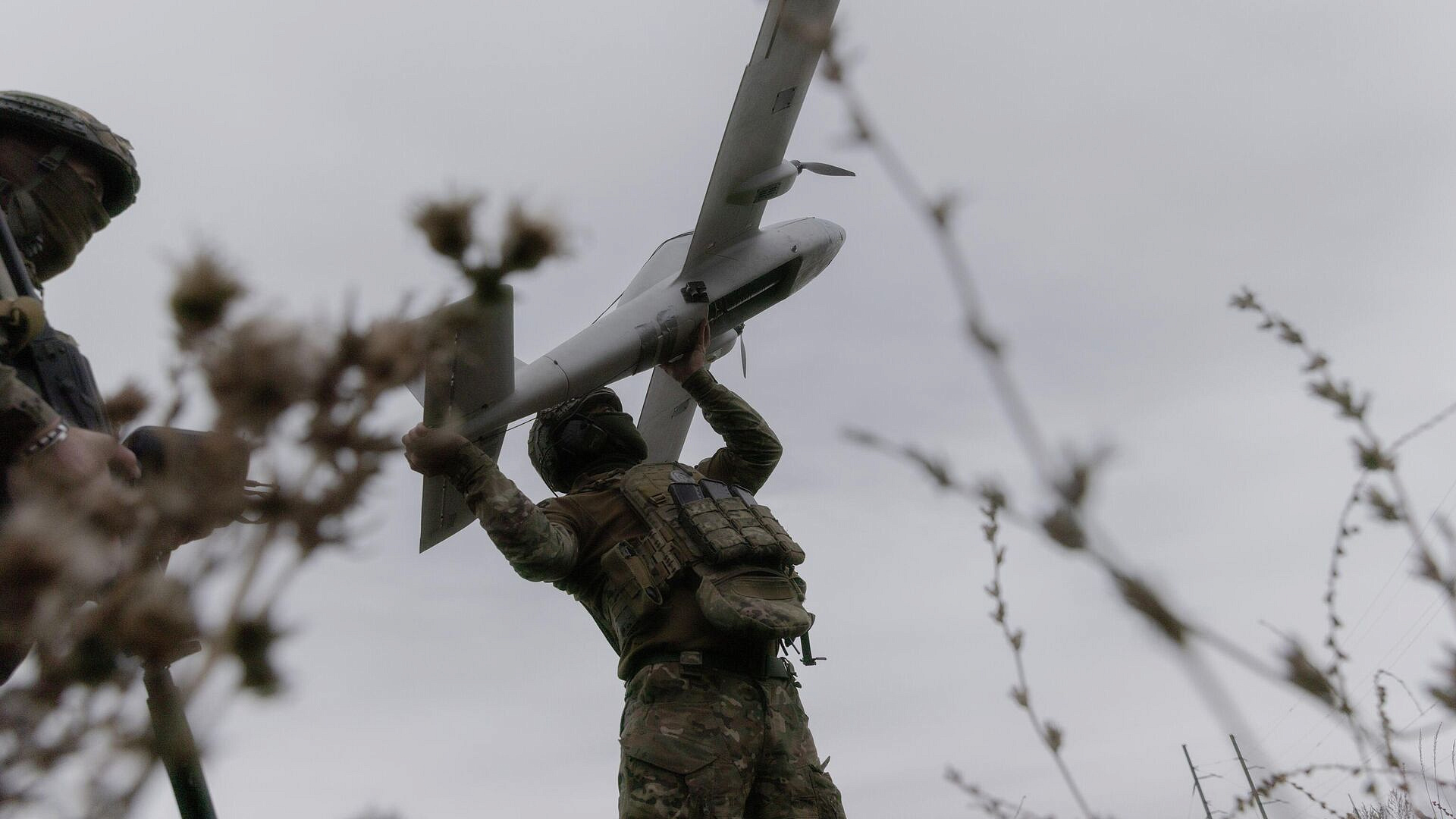 Украинский БПЛА попал в ангар под Херсоном и не разорвался