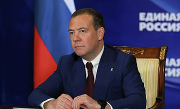 Противников России останавливает только военная мощь, заявил Медведев