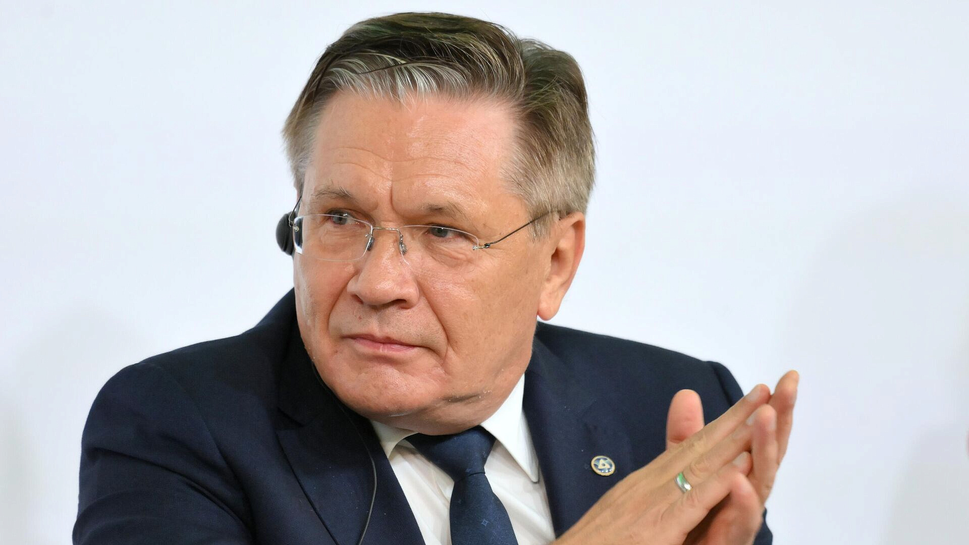 Мировые лидеры не хотят опасной эскалации вокруг Ирана, заявил Лихачев