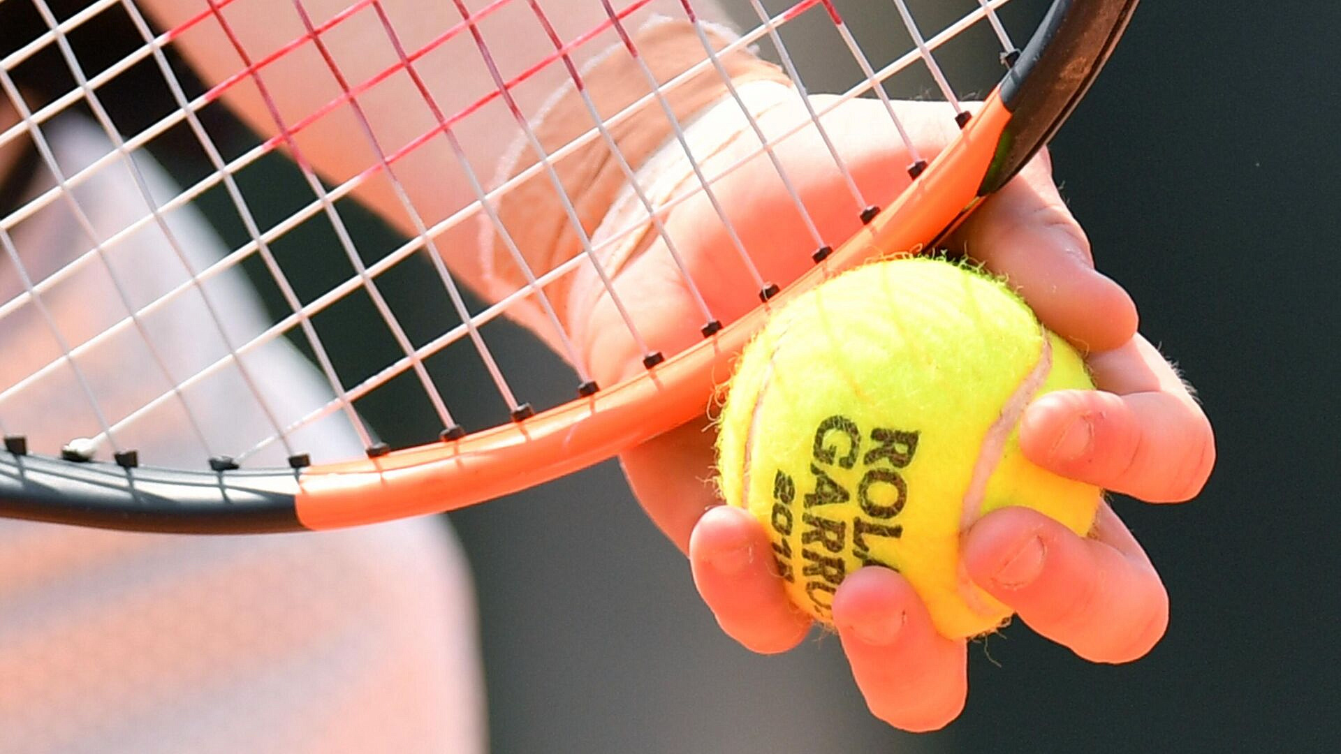 Россиянка Чараева проиграла в первом круге теннисного турнира в Руане