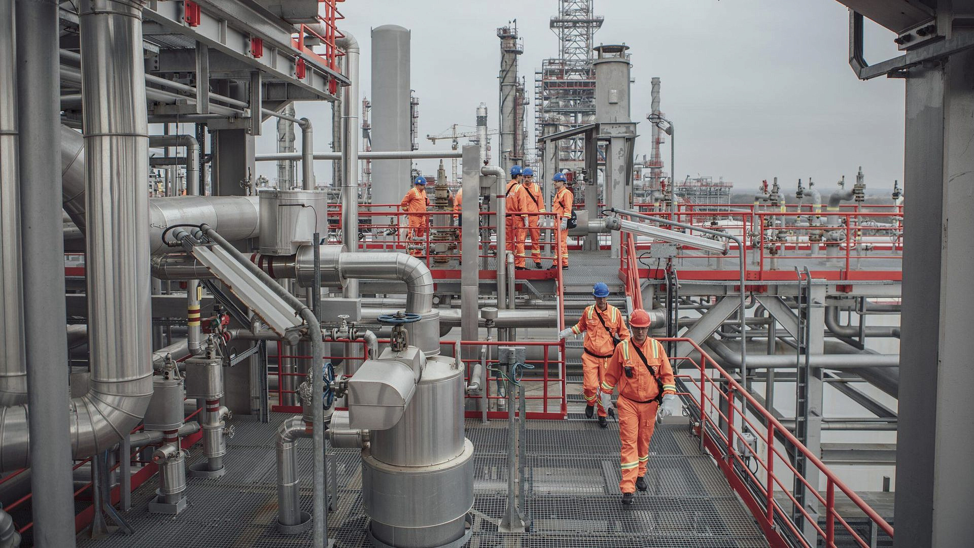 "Нефтяная индустрия Сербии" запросила у США продление лицензии на работу