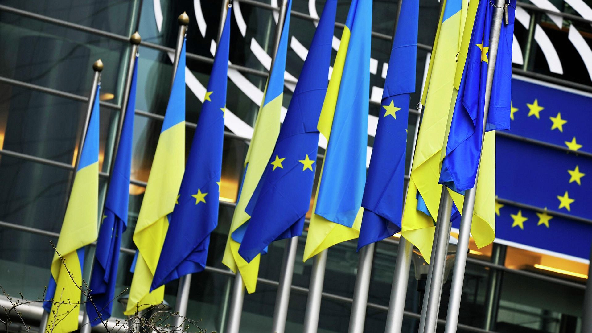 ЕС открыл для Украины два этапа переговоров о вступлении