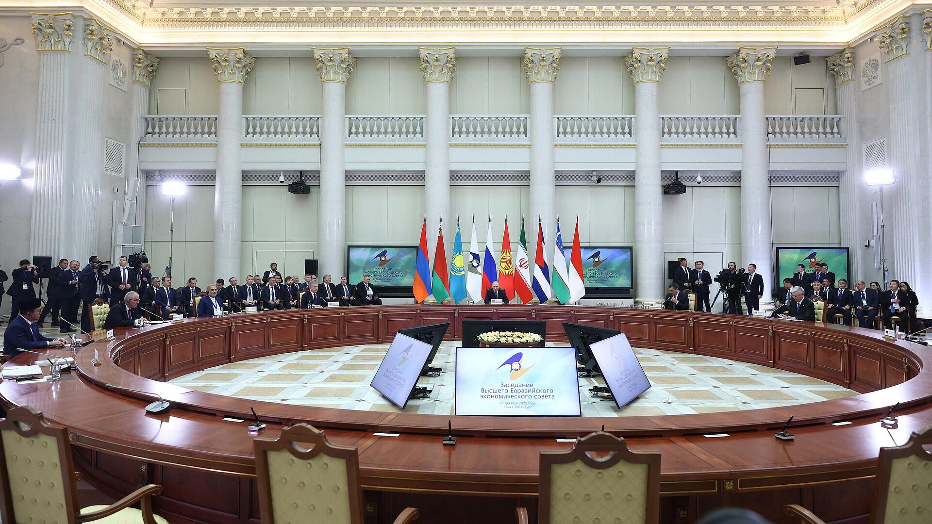 ���� � ��������� ��������� ���������� � ��������� �������� �����