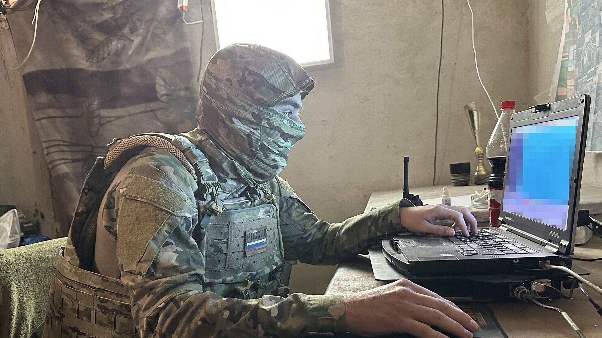 Операторы дронов уничтожили машину ВСУ на Донецком направлении