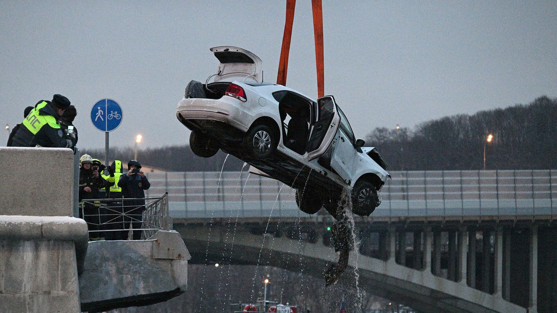 � ���������� �������� ����� � ����