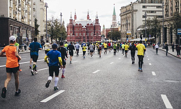 Стало известно, сколько человек занимаются бегом в Москве