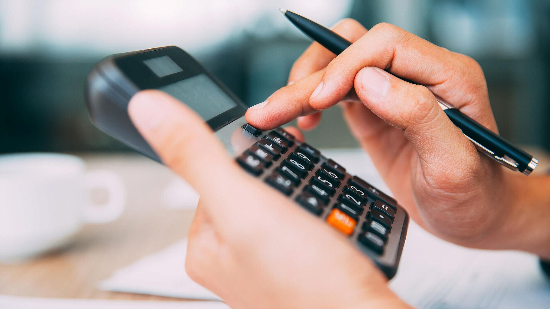 В Госдуме рассказали, как правильно платить налоги самозанятым и ИП