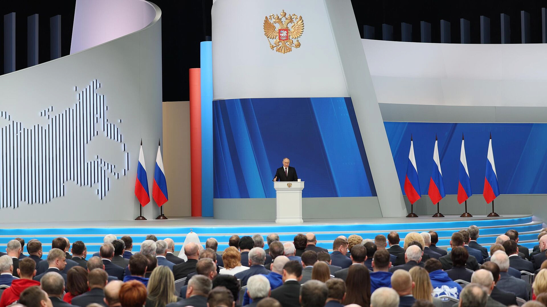 Программа Путина обеспечит рост ВВП в три процента, заявил Решетников