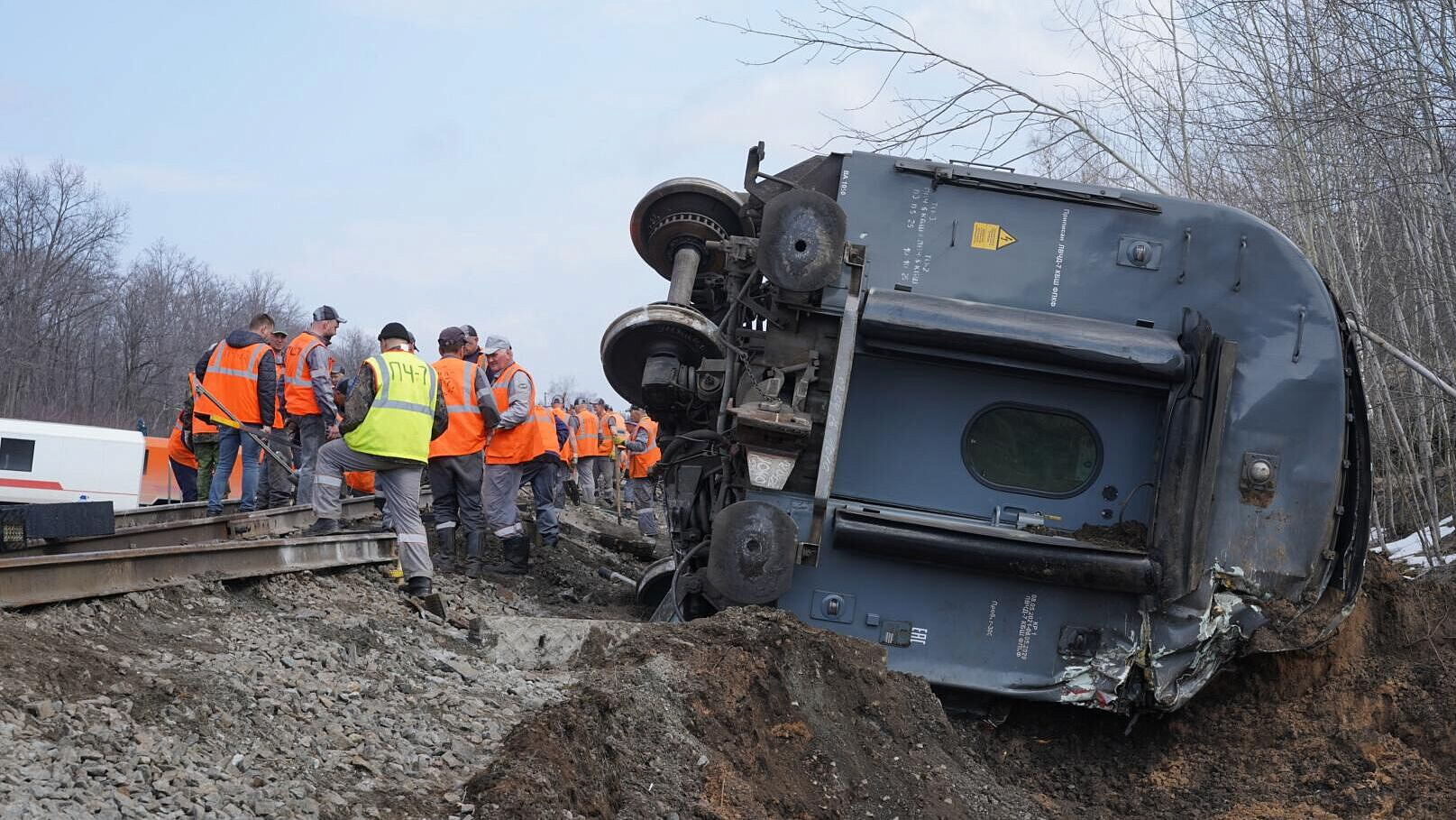 Пассажир поезда, сошедшего с рельсов под Ульяновском, рассказал о ЧП