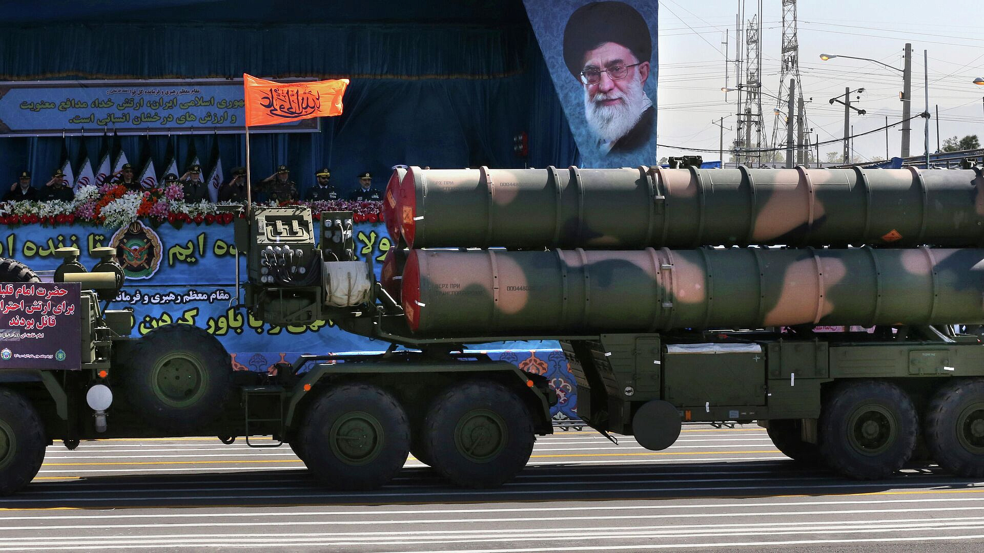 Иран атаковал объекты Израиля и США в знак мести за гибель Солеймани