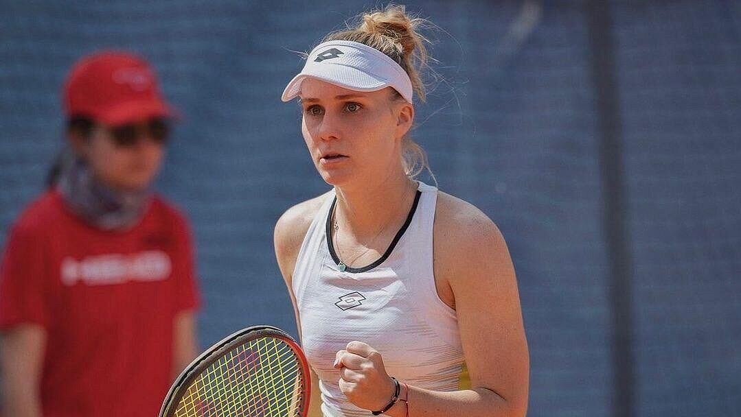 Тихонова уступила Папамихаил на старте теннисного турнира в Колумбии