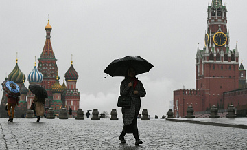 Москвичей предупредили об очень низком атмосферном давлении