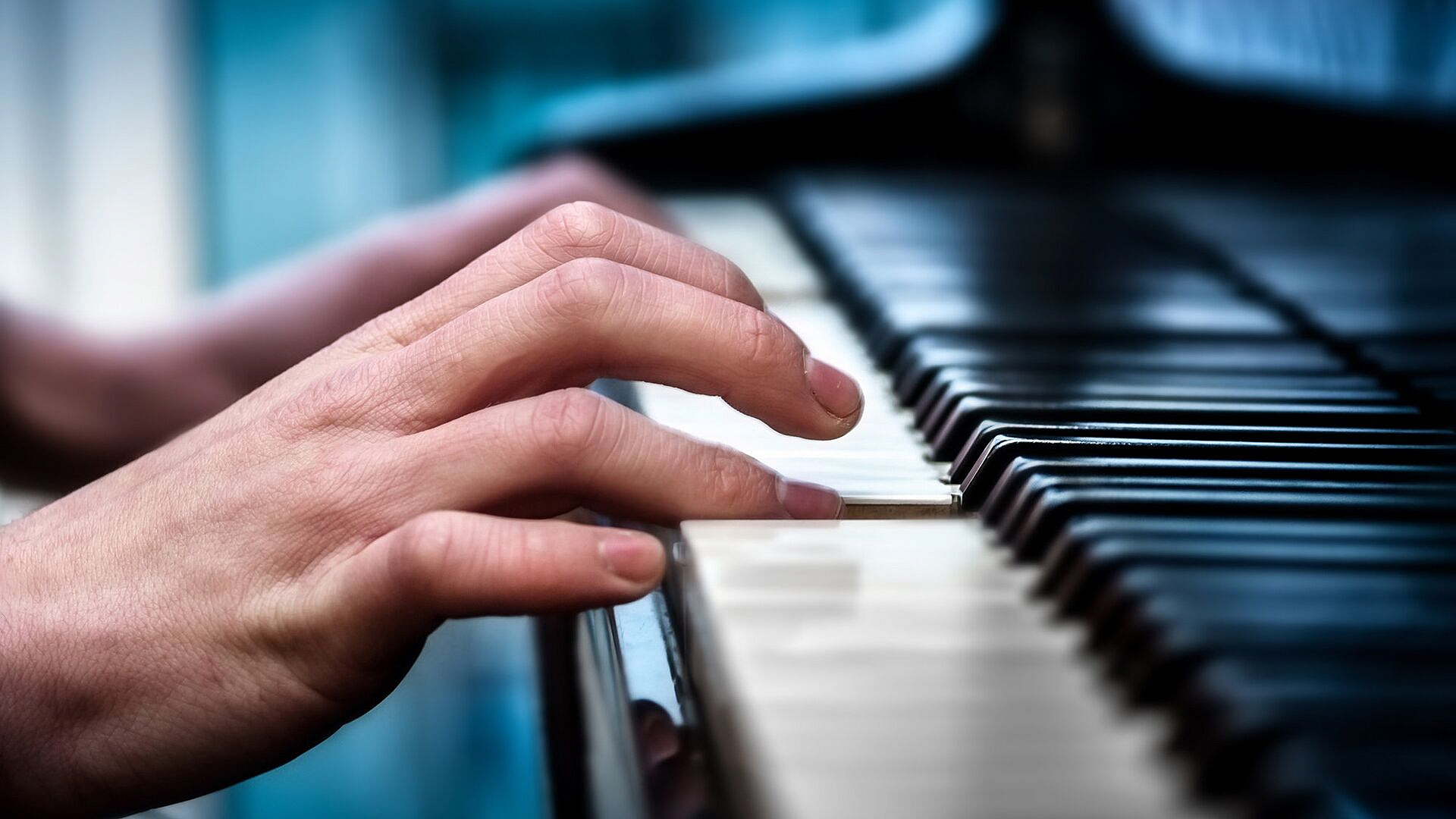 Российский пианист Мысин стал призером на конкурсе в Зальцбурге