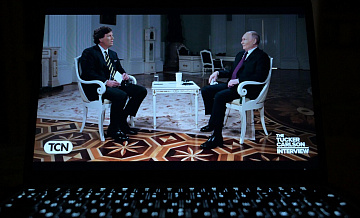 Путин вспомнил историю Ассанжа, говоря об угрозе ареста Карлсона