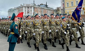 Правнук Сталина не пойдет на парад Победы