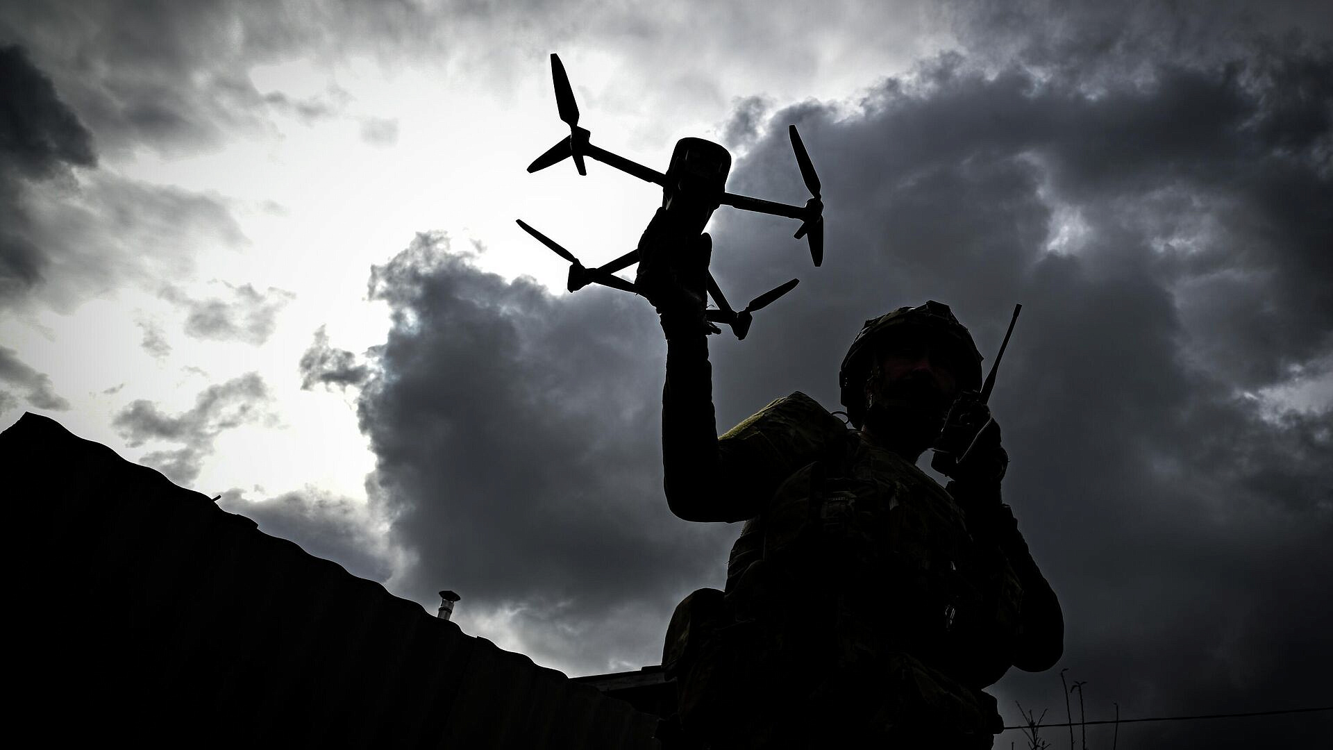 Основатель ЧВК Blackwater работает над ПО украинских дронов, пишут СМИ