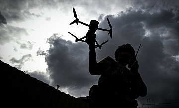 Основатель ЧВК Blackwater работает над ПО украинских дронов, пишут СМИ