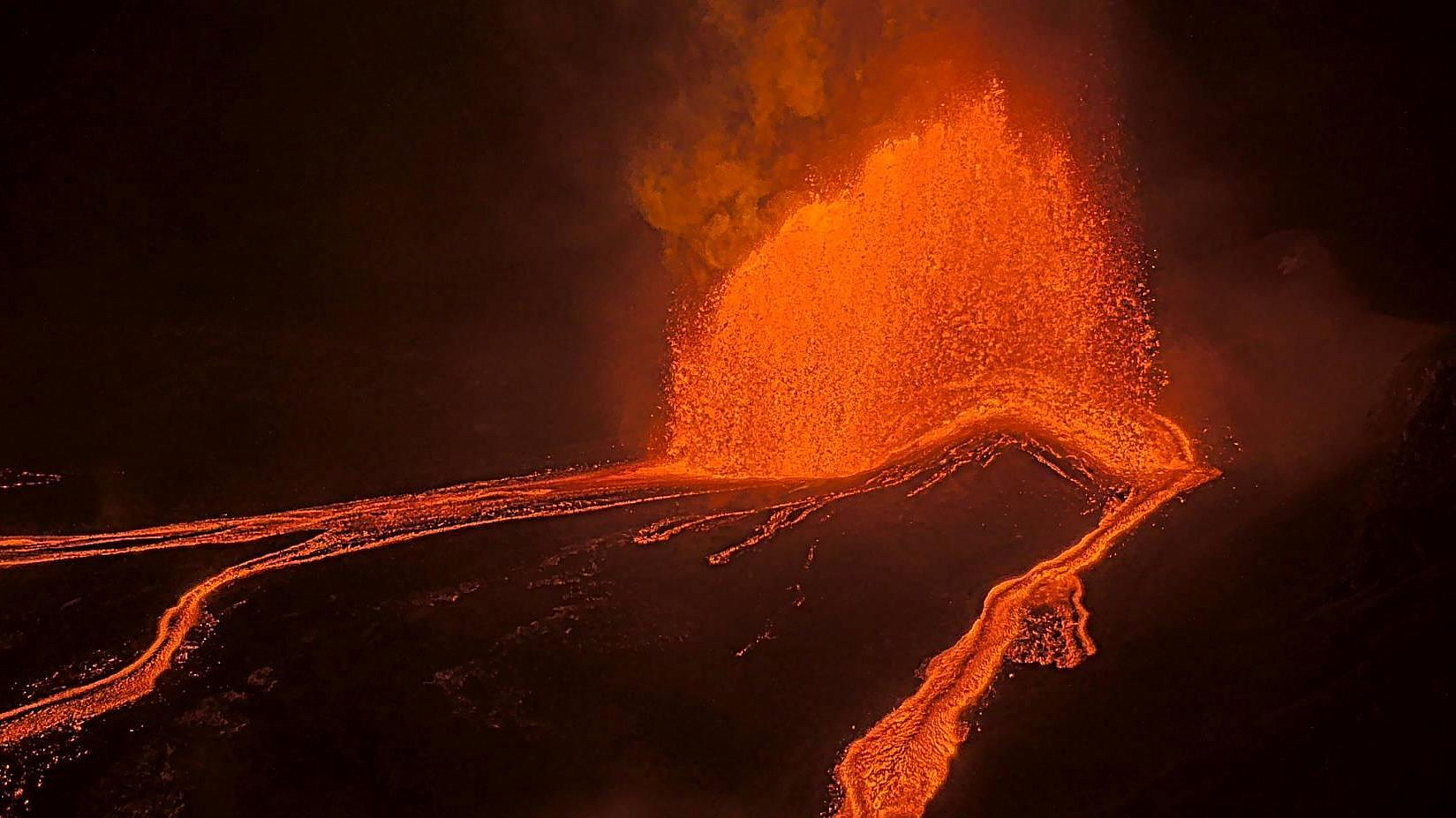 На Гавайях происходит извержение вулкана Килауэа