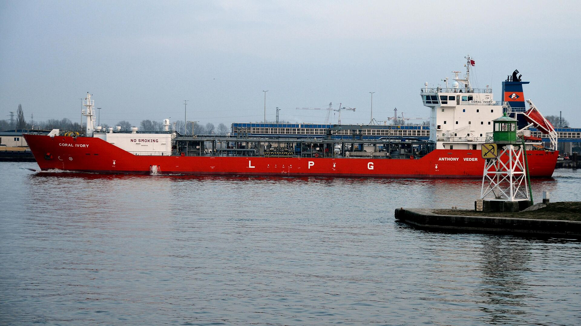 ЕС сократил импорт российского СПГ почти на пятую часть