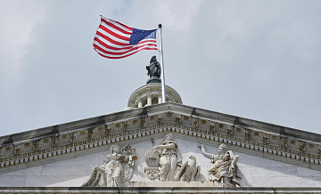 Bloomberg узнало, к какому дню США стремятся достичь соглашения по Украине