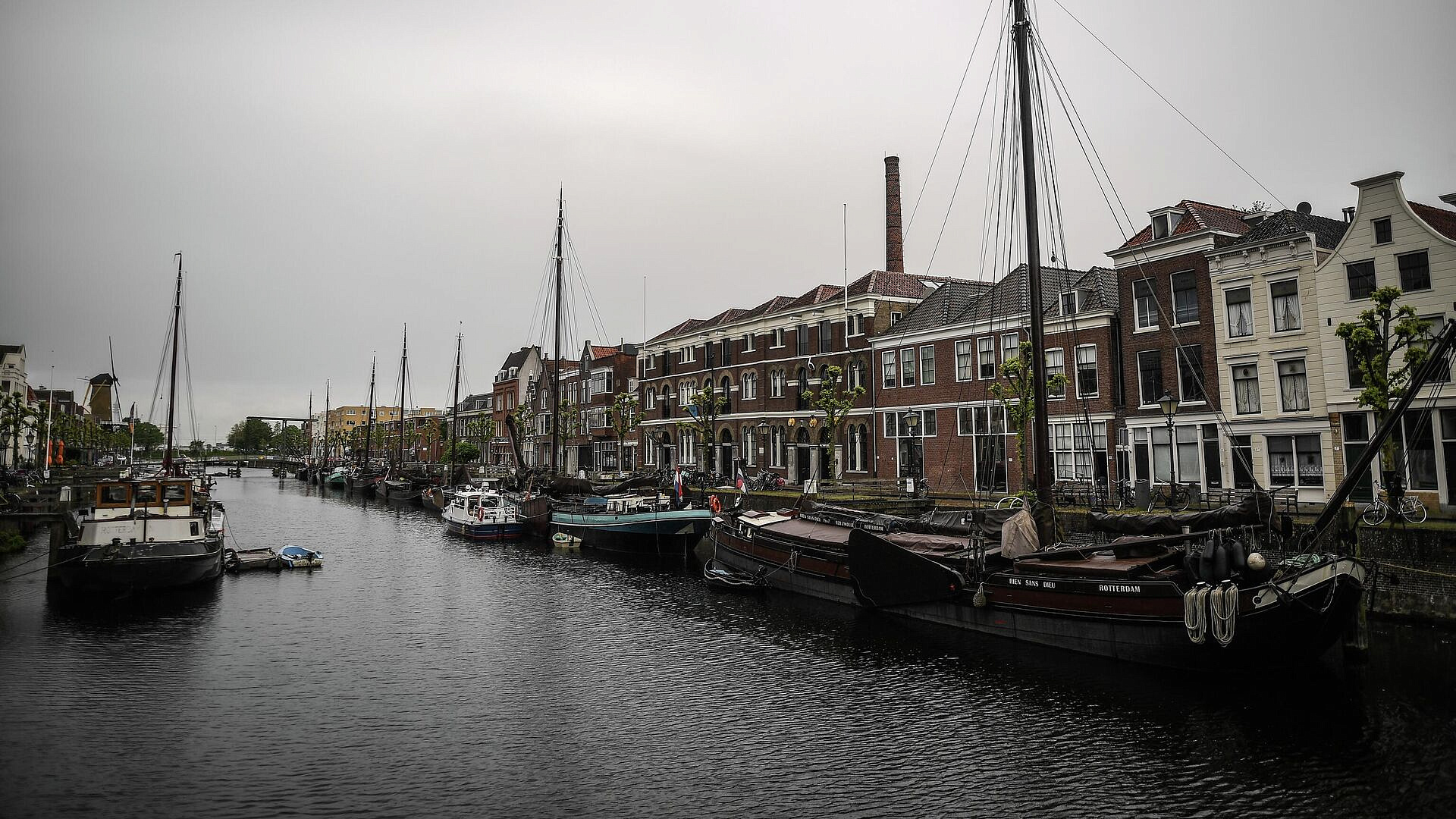 � ���������� ���������� ������� �������� �� ����� ���������� �� �����