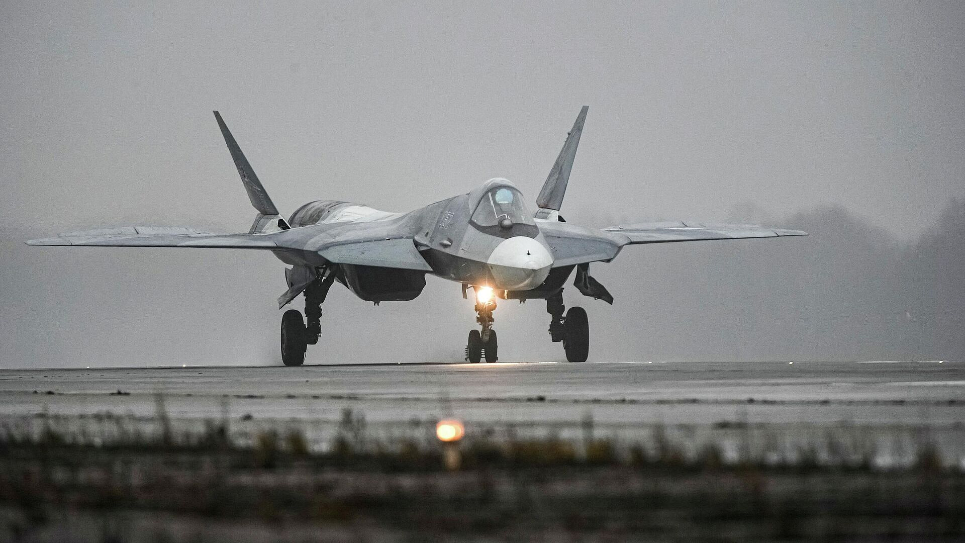 Ближний Восток заинтересован в истребителе Су-57Э, сообщил Алиханов