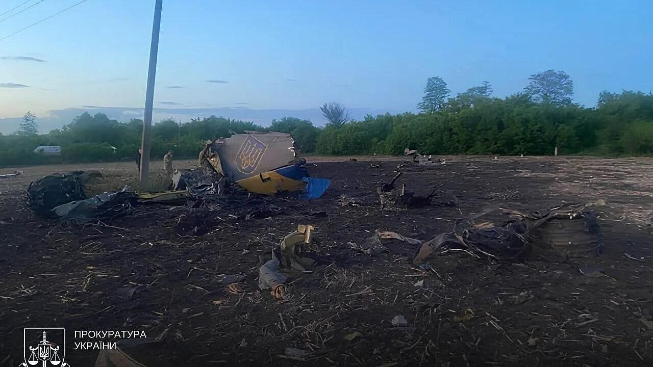 На Украине назвали возможную причину крушения Су-24М в июне