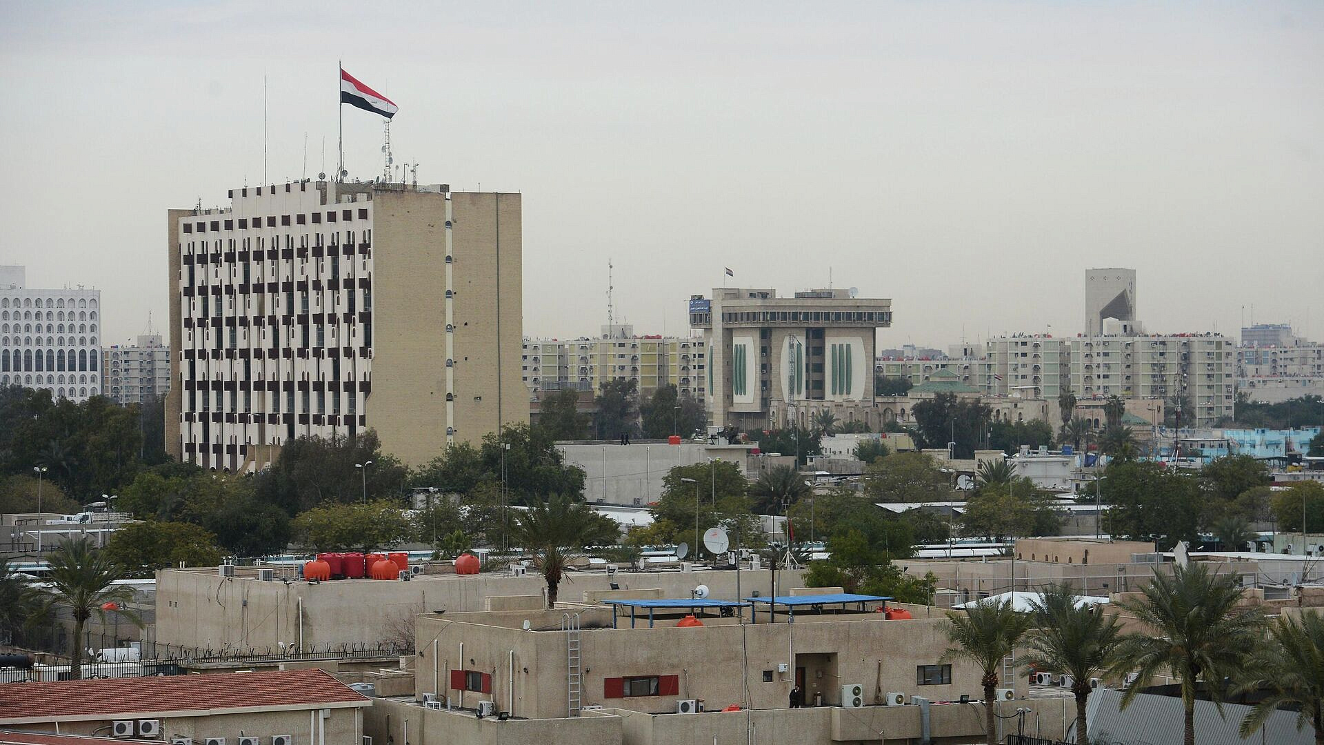 У аэропорта Багдада сбили четыре беспилотника