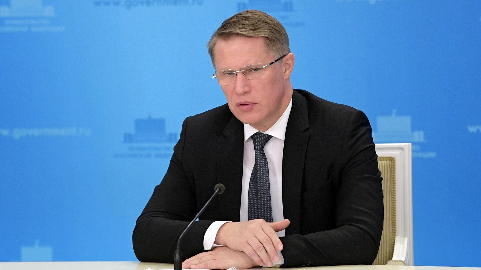 Люди перешли на потребление пустых калорий, считает Мурашко